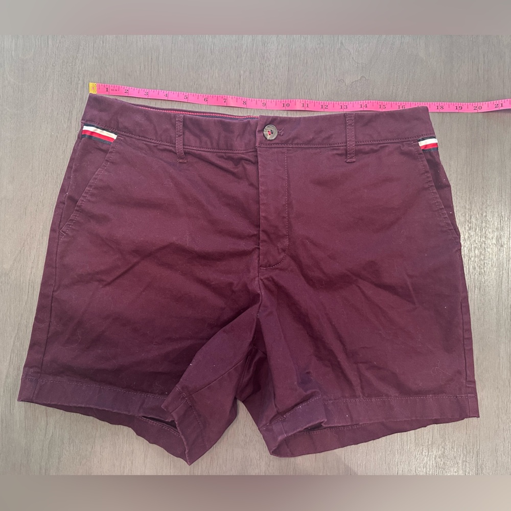 Tommy Hilfiger Chino Shorts Size 12